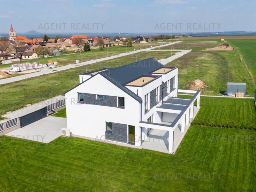 Prodej domu 156 m2, Slaný – náhled fotky 28