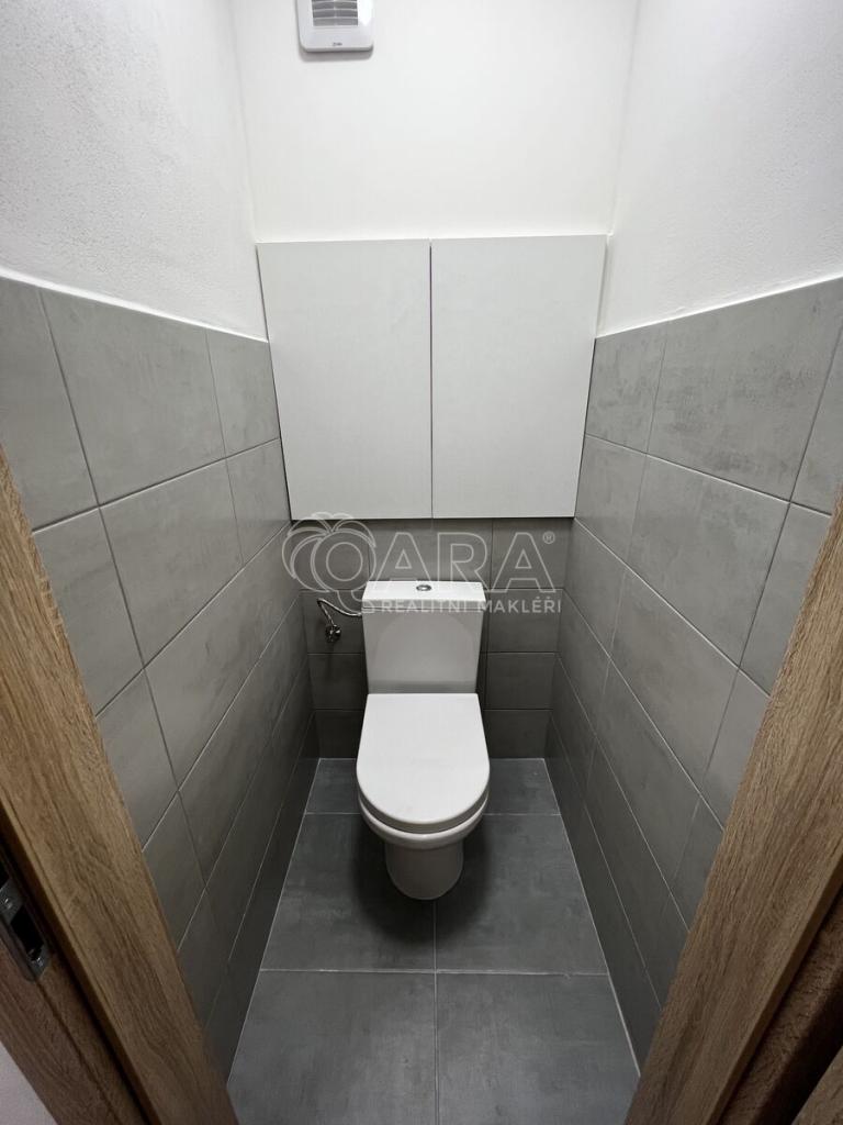 Pronájem bytu 1+kk 38 m2
