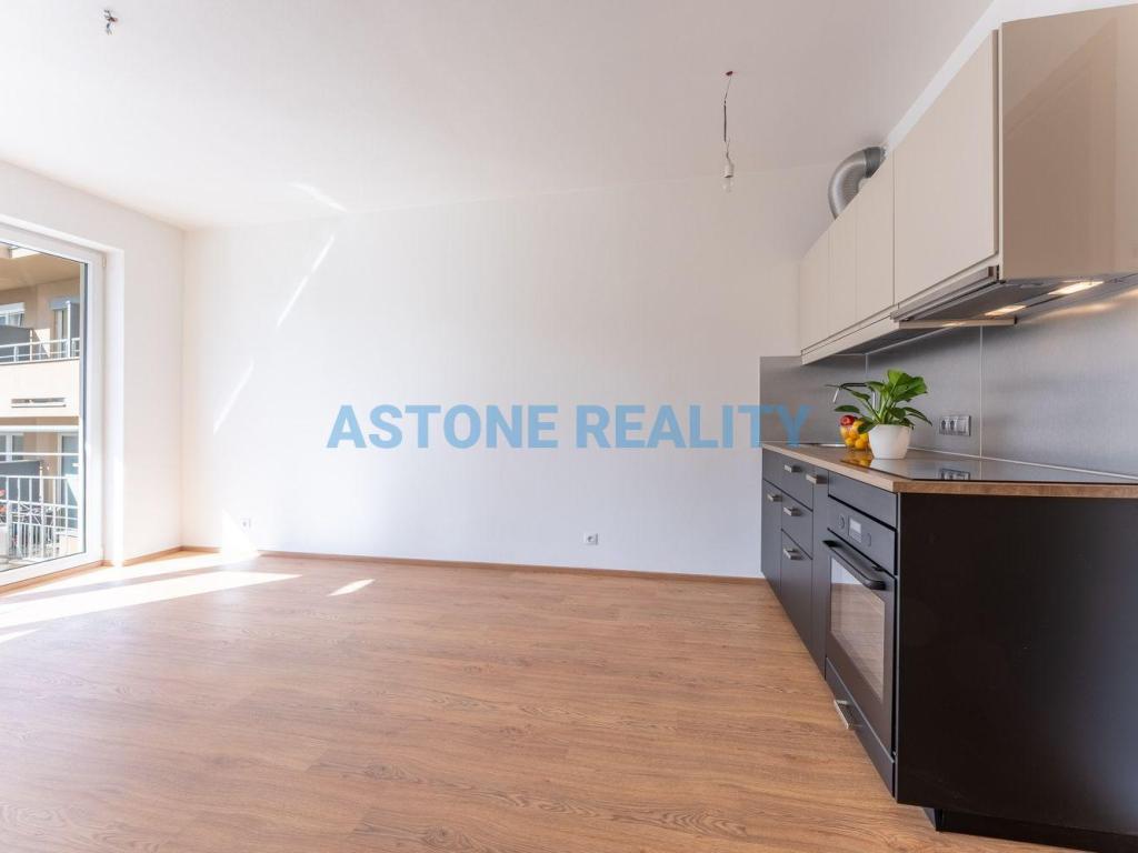 Prodej bytu 1+kk 36 m2, Praha – náhled fotky 10