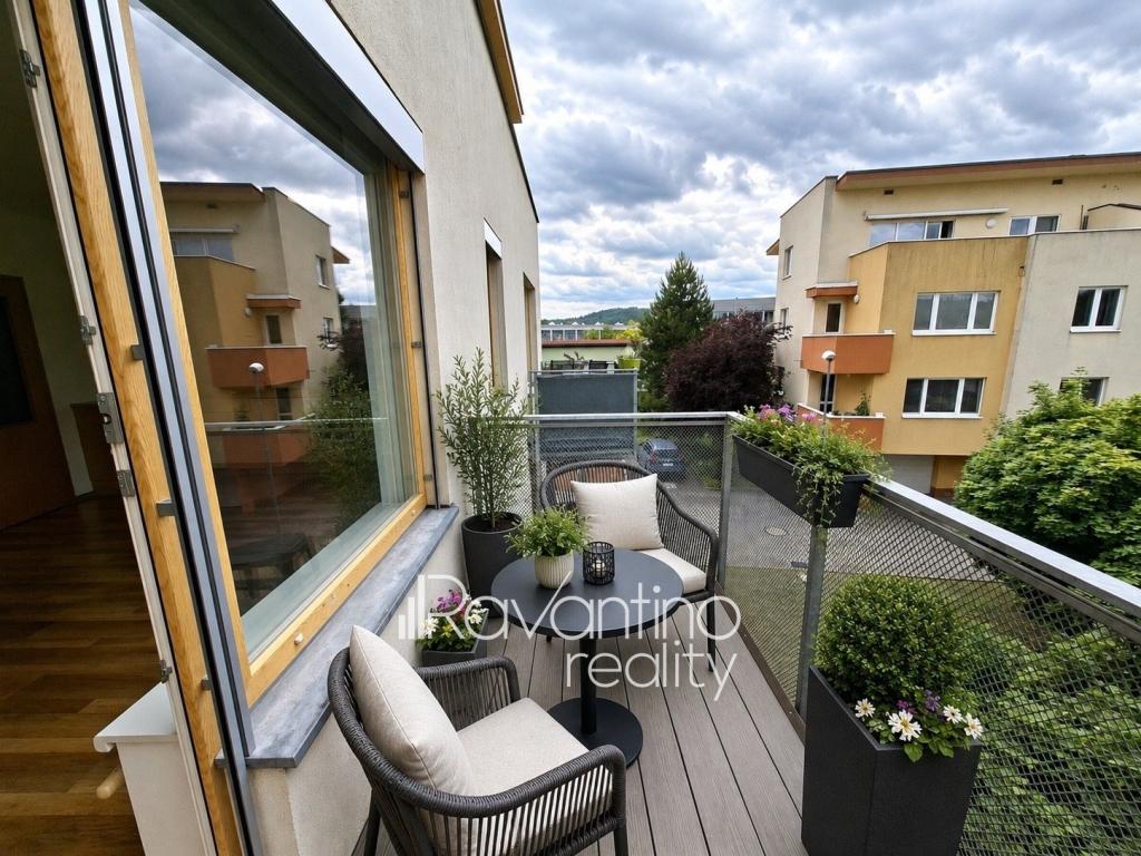 Pronájem bytu 1+kk 37 m² – další