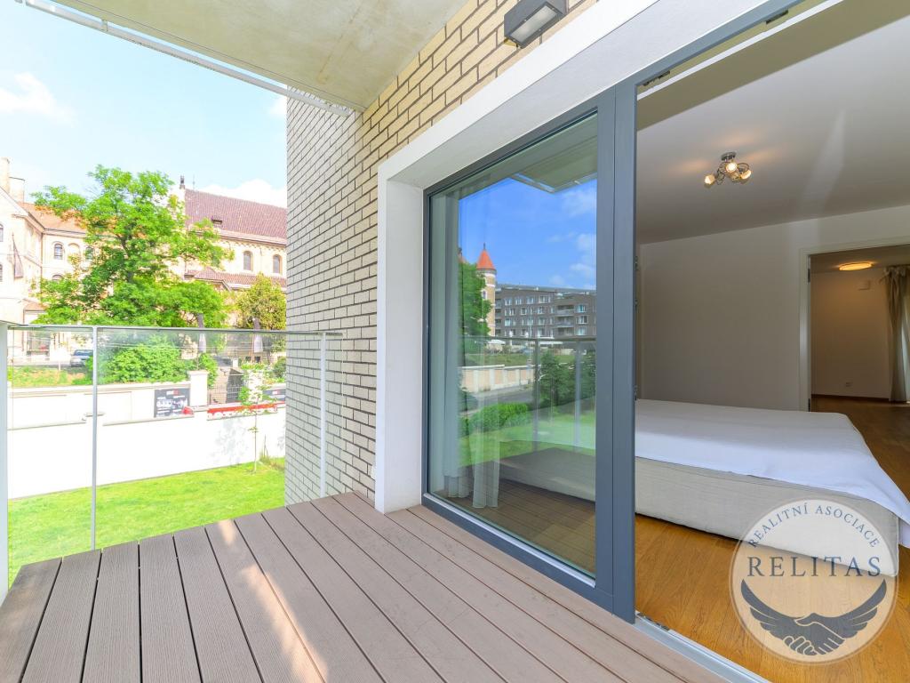 Pronájem bytu 2+kk 75 m2
