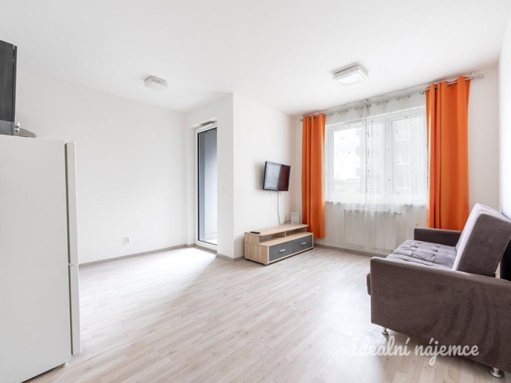 Pronájem bytu 1+kk 34 m2
