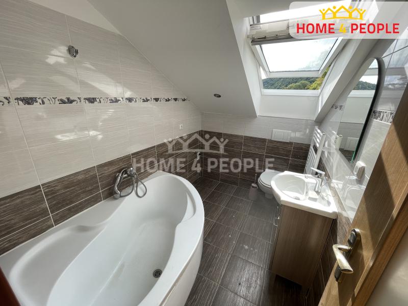 Pronájem bytu 1+kk 40 m2
