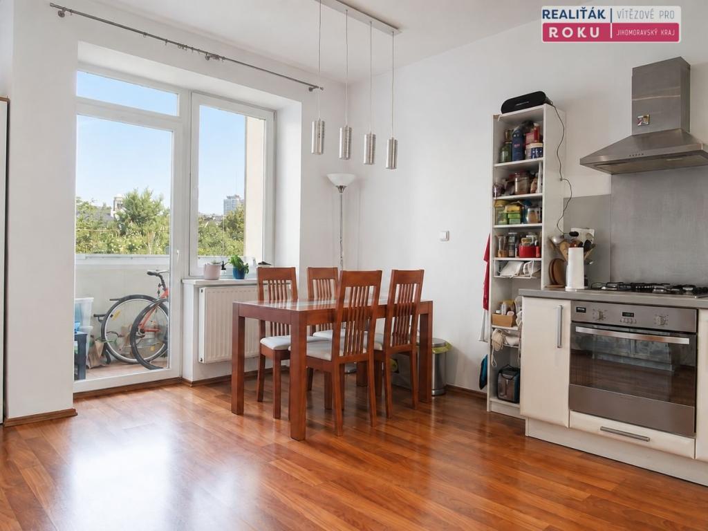 Pronájem bytu 2+kk 64 m2