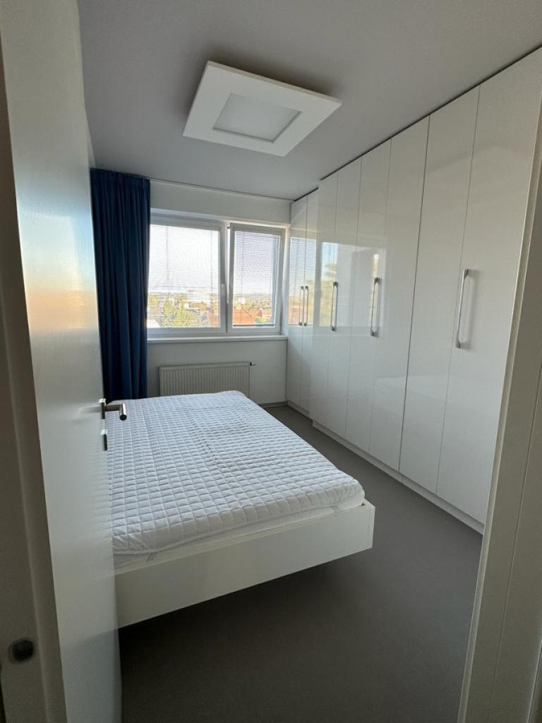 Pronájem bytu 3+kk 65 m² – pohled 6