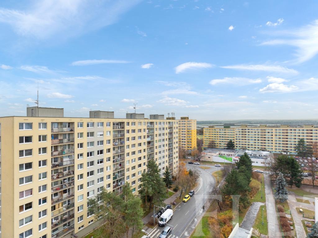 Prodej bytu 4+1 80 m2, Praha – náhled fotky 12