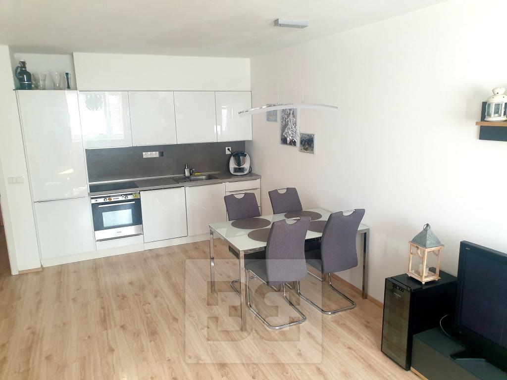Pronájem bytu 2+kk 65 m2
