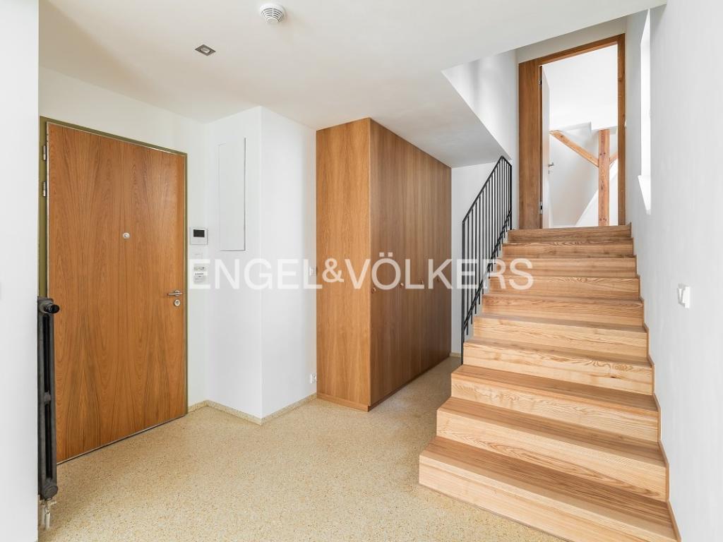 Pronájem bytu 2+kk 99 m2