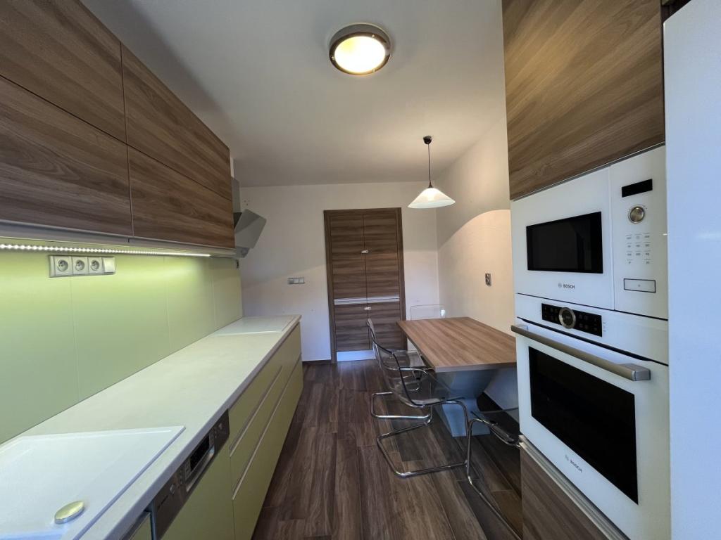 Pronájem bytu 2+1 54 m2