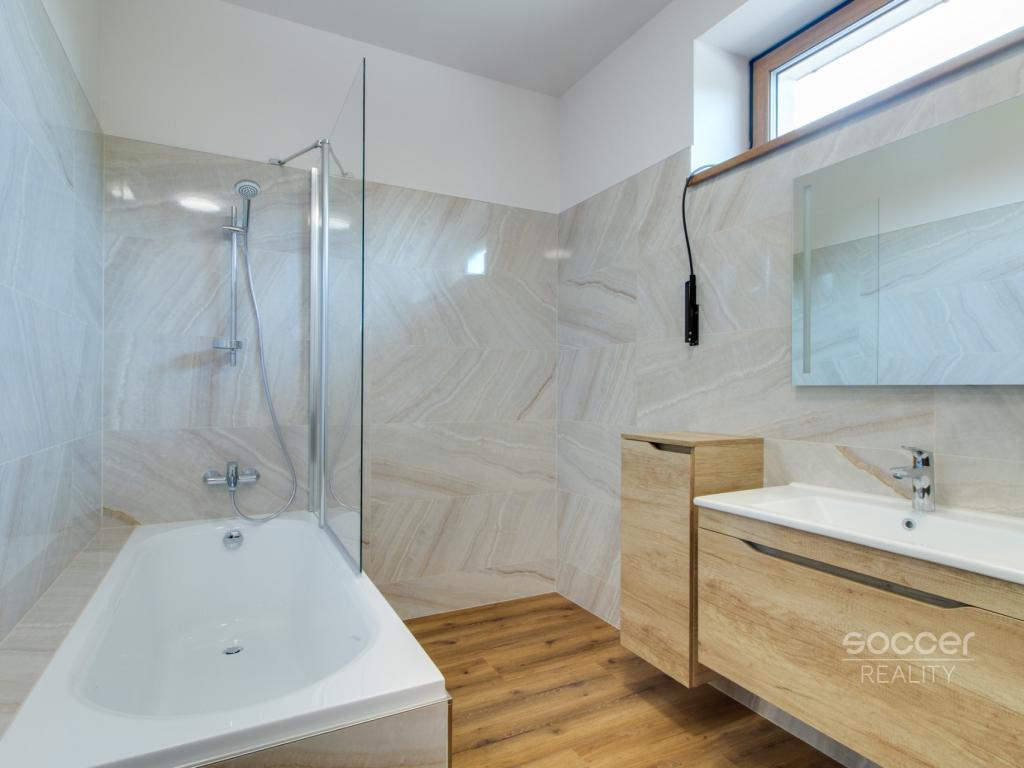 Pronájem bytu 3+kk 75 m2