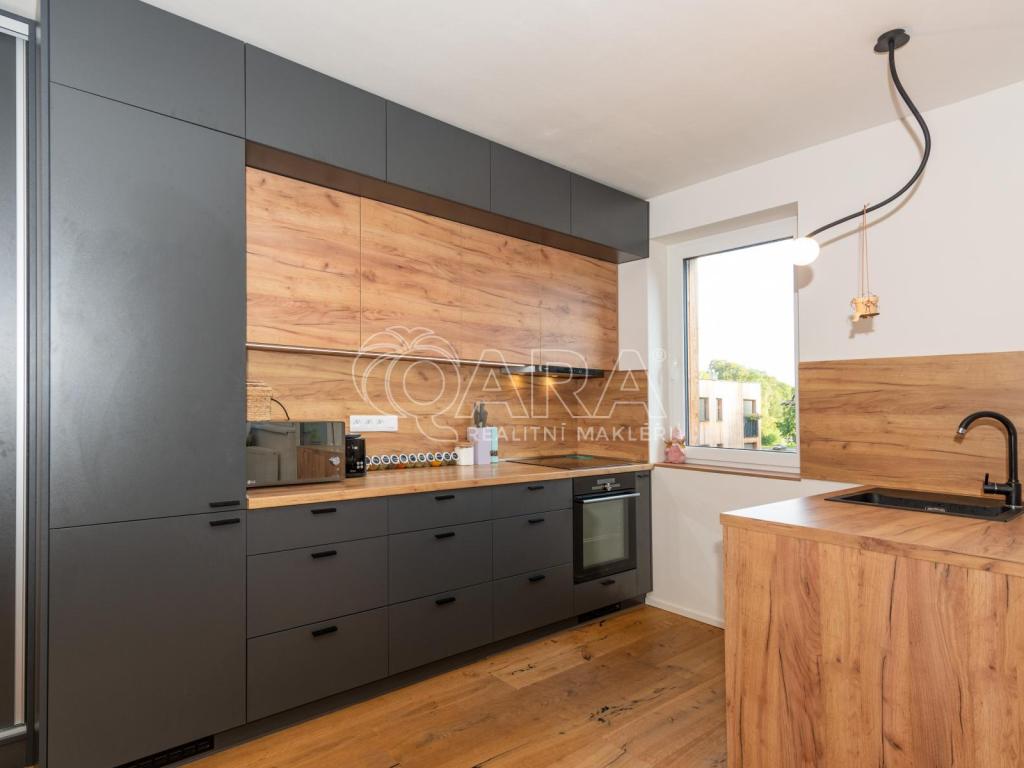 Pronájem bytu 2+kk 61 m2
