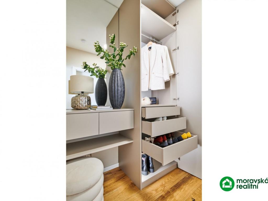 Pronájem bytu 2+kk 50 m2