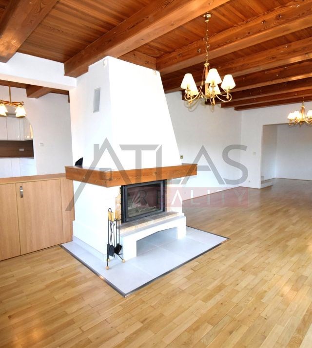 Pronájem domu 300 m2