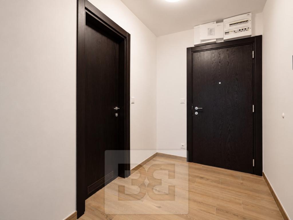 Pronájem bytu 2+kk 55 m2, České Budějovice – náhled fotky 12