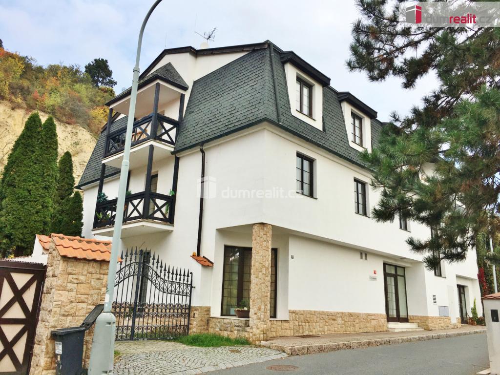 Pronájem bytu 1+1 46 m2