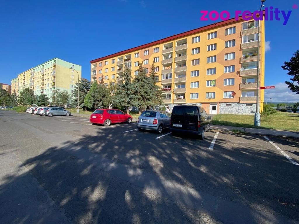 Pronájem 3+1, Chomutov - Pod Břízami, 14500 Kč,