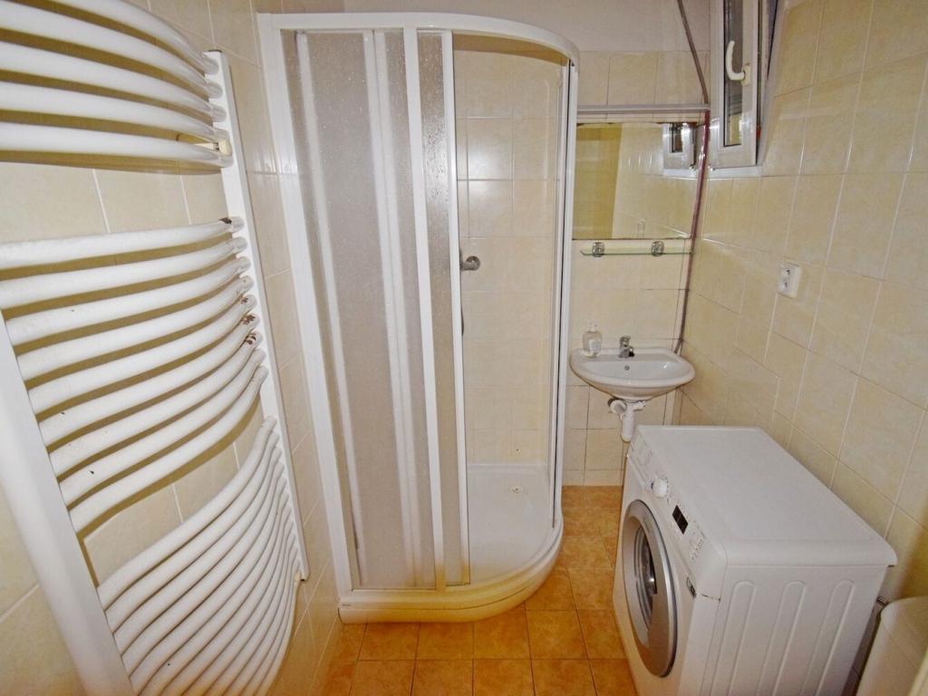 Pronájem bytu 2+kk 45 m² - Mehr