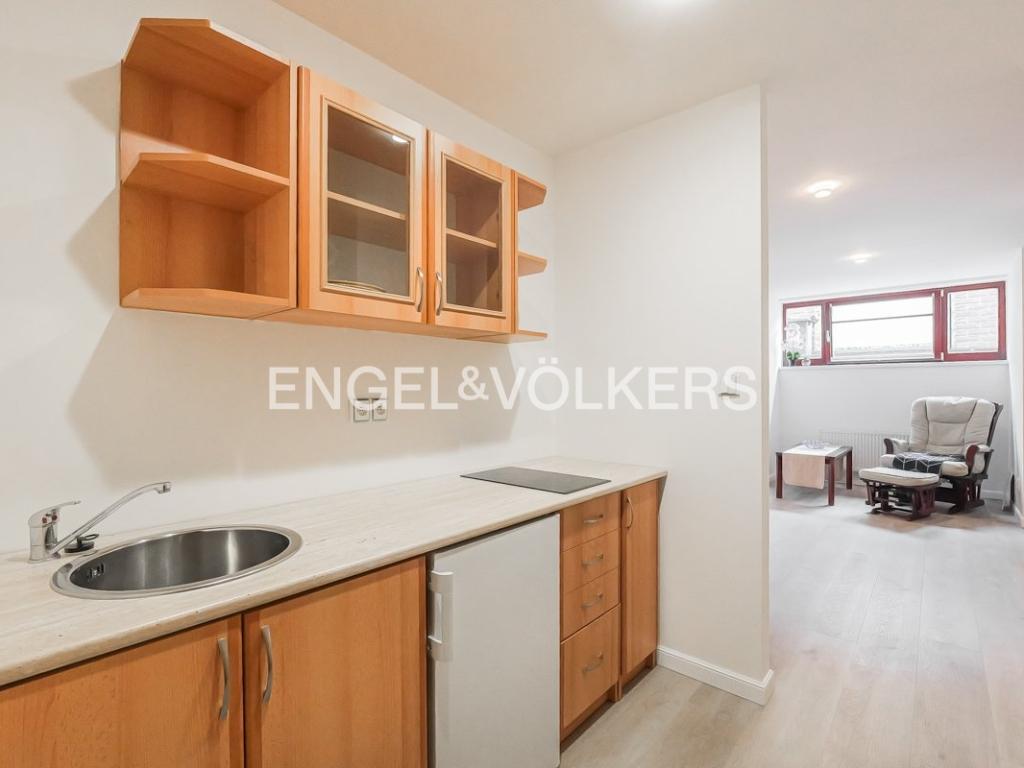 Pronájem domu 351 m2, Praha – náhled fotky 22
