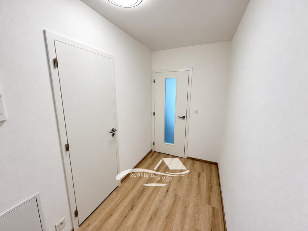 Pronájem bytu 1+kk 38 m2