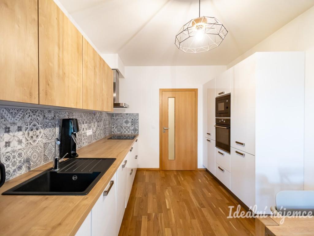 Pronájem bytu 2+kk 50 m2