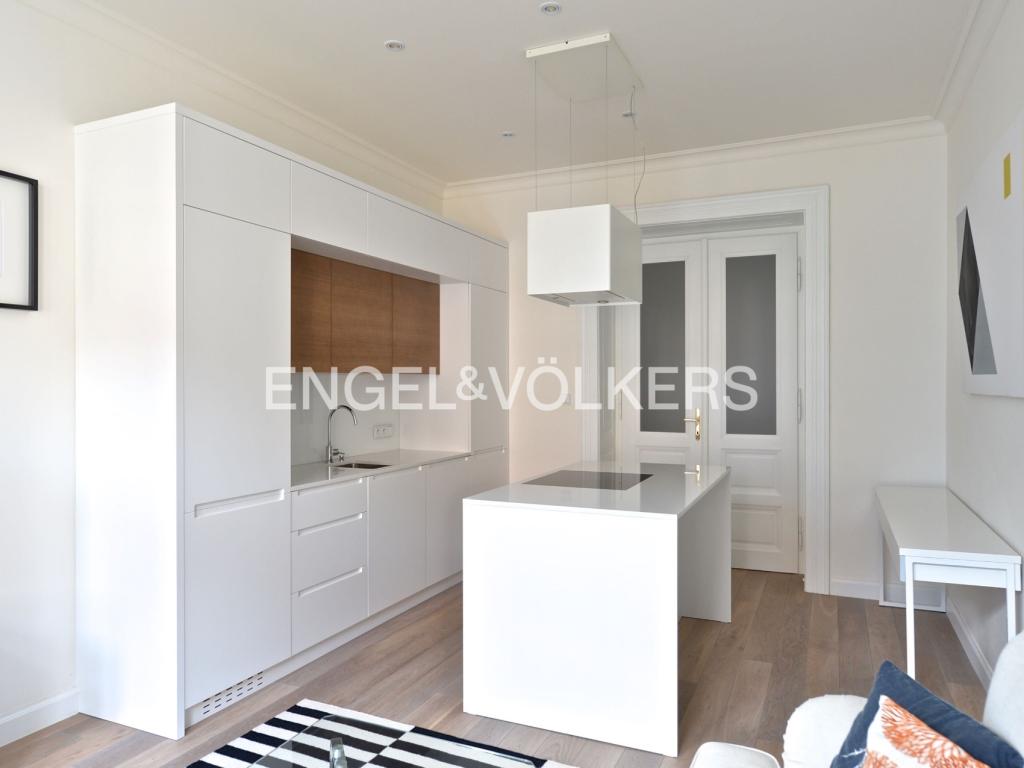 Pronájem bytu 2+kk 56 m2