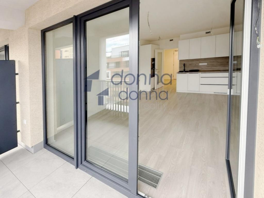 Pronájem bytu 1+kk 32 m2
