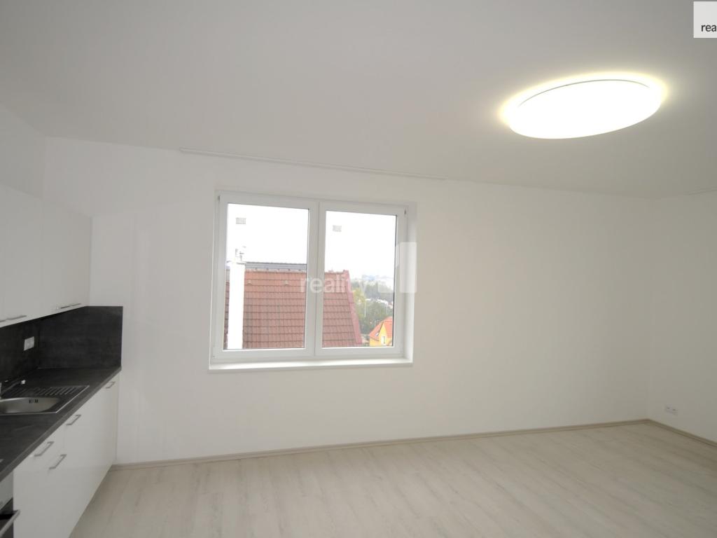 Pronájem bytu 2+kk 50 m2