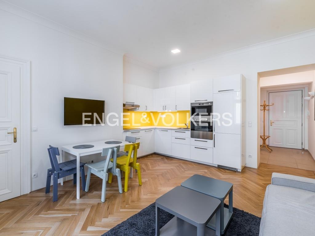 Pronájem bytu 2+kk 52 m2