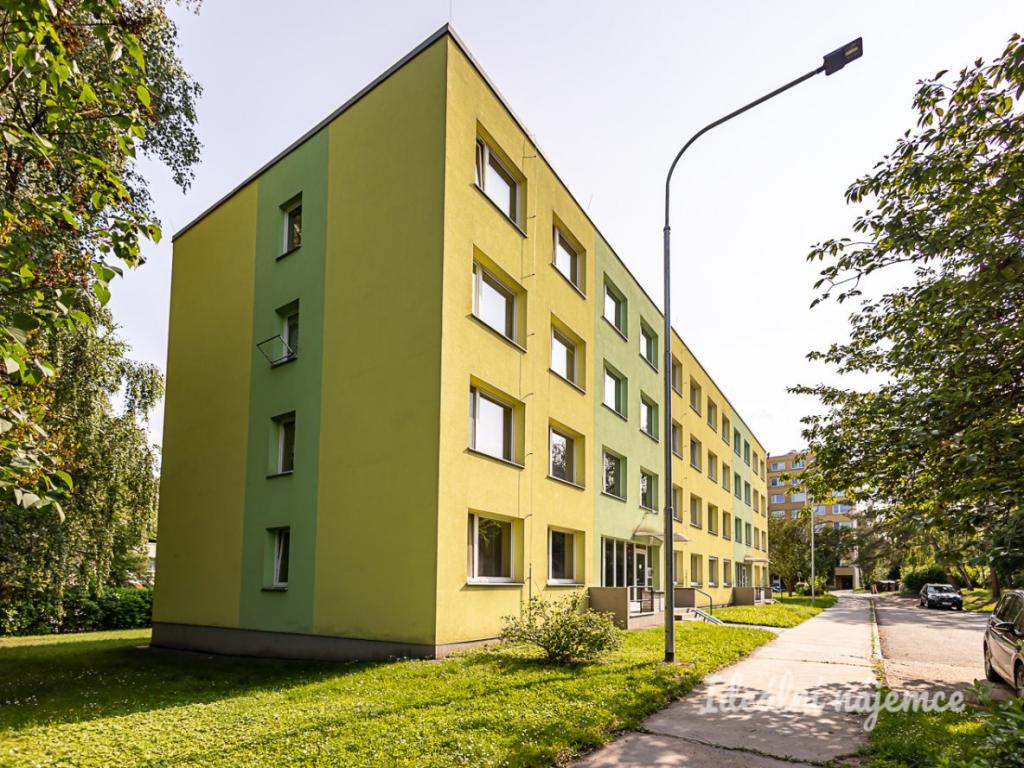 Pronájem bytu 3+kk 61 m2, Praha – náhled fotky 17