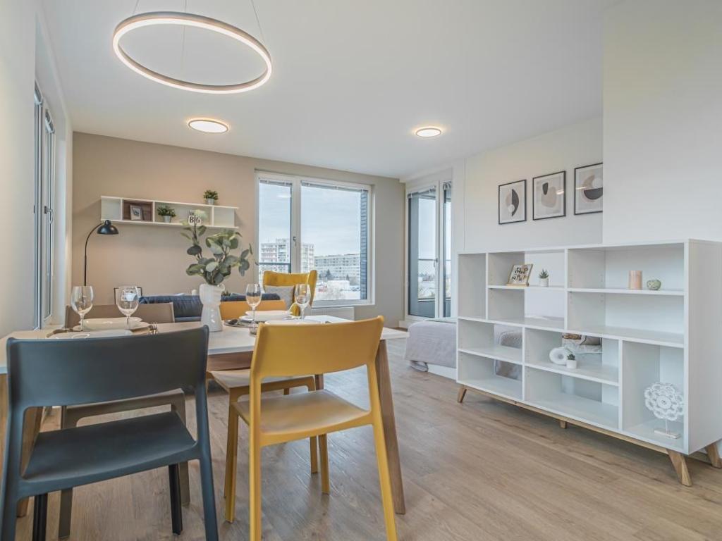 Pronájem bytu 2+kk 55 m2