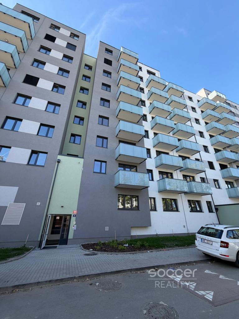 Pronájem bytu 2+kk 52 m2, Praha – náhled fotky 14