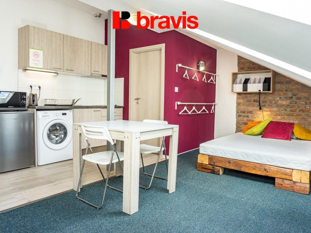 Pronájem bytu 1+kk 27 m2
