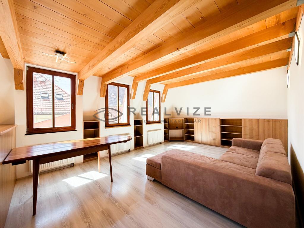 Pronájem bytu 3+1 89 m2