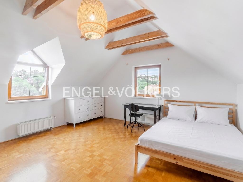 Prodej domu 278 m2, Praha – náhled fotky 9