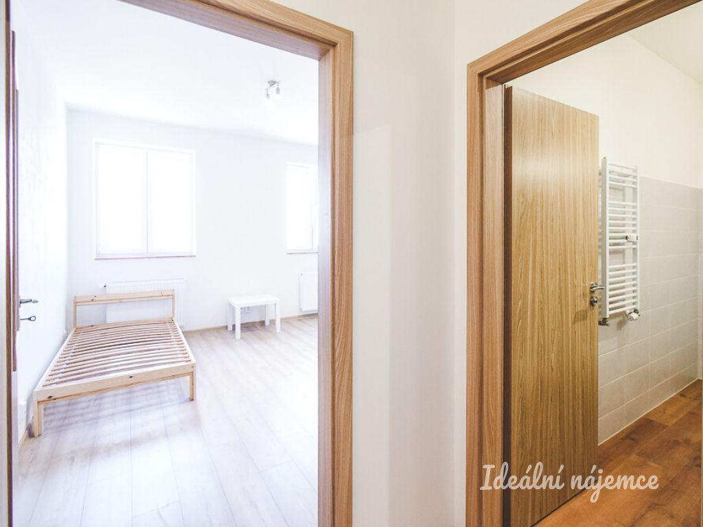 Pronájem bytu 1+kk 29 m2