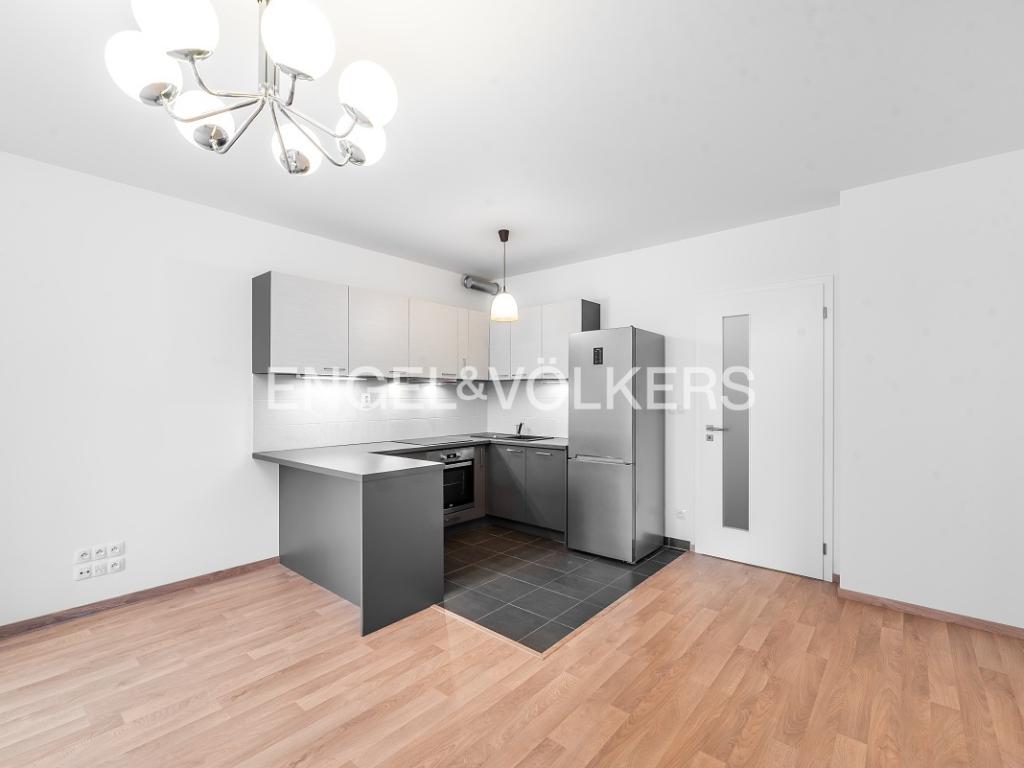Pronájem bytu 3+kk 77 m2