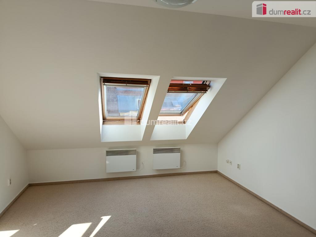Pronájem bytu 1+kk 26 m2