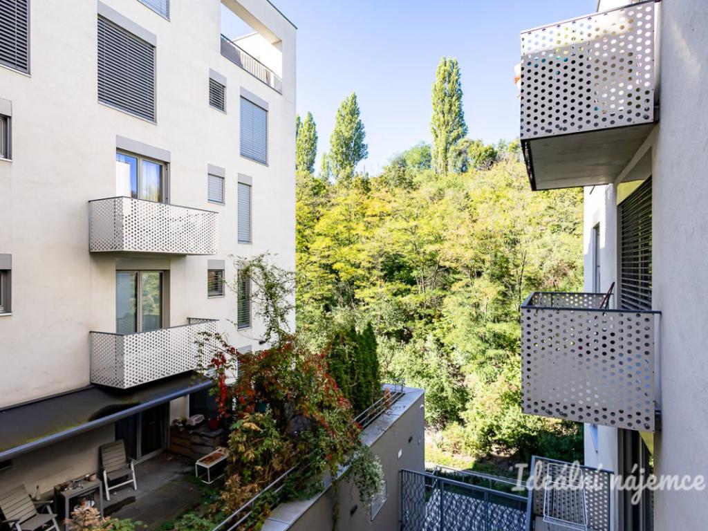 Pronájem bytu 2+kk 44 m2, Praha – náhled fotky 4