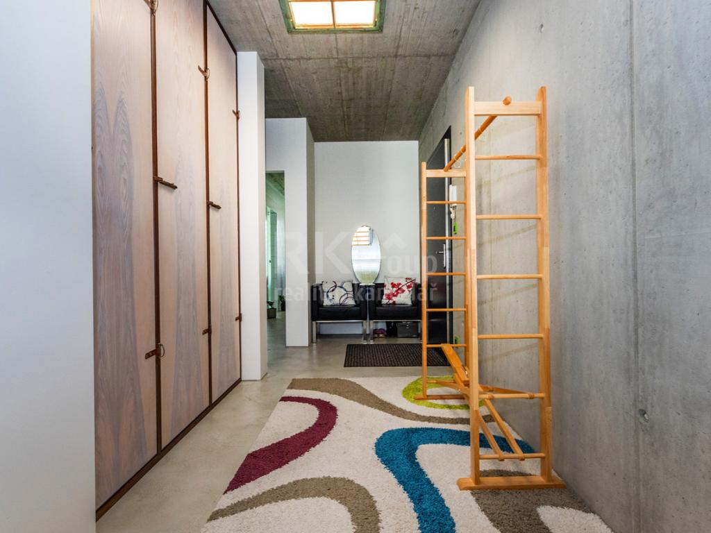 Pronájem bytu 3+kk 81 m2, Praha – náhled fotky 18