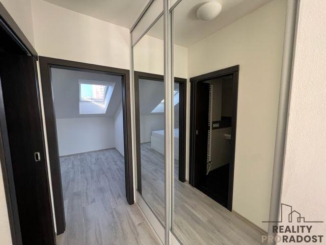 Pronájem bytu 2+kk 40 m2
