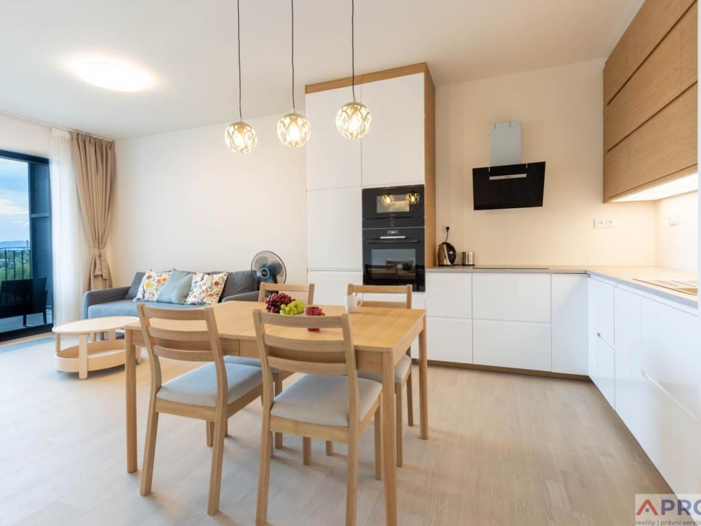 Pronájem bytu 2+kk 58 m2