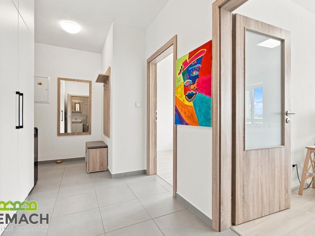 Pronájem bytu 2+kk 61 m2, Uherské Hradiště – náhled fotky 10