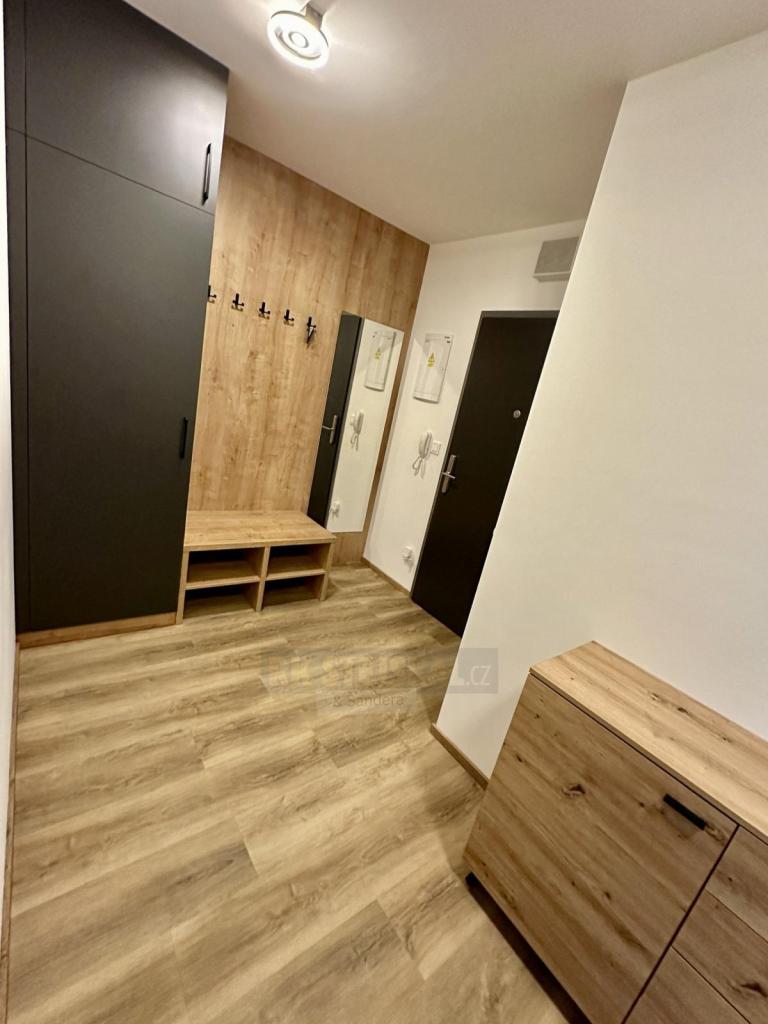 Pronájem bytu 2+kk 71 m2