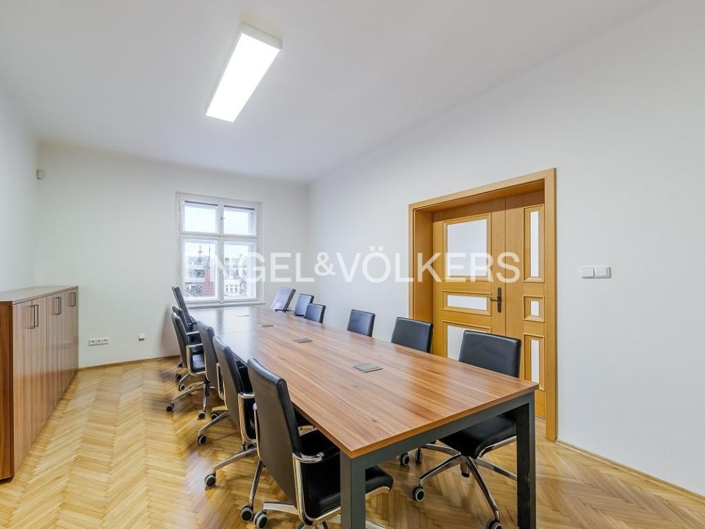 Pronájem bytu 4+kk 120 m2