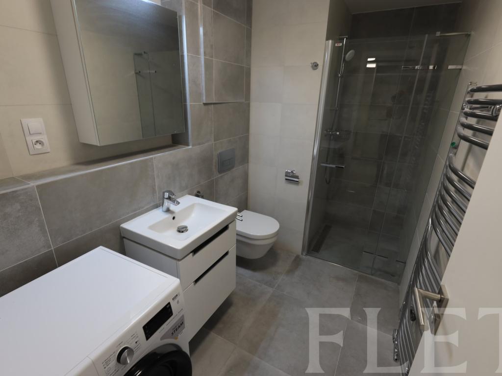 Pronájem bytu 1+kk 38 m2