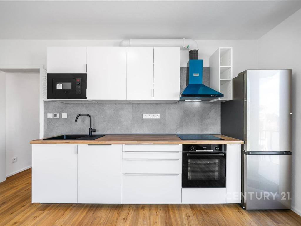 Pronájem bytu 1+kk 39 m2