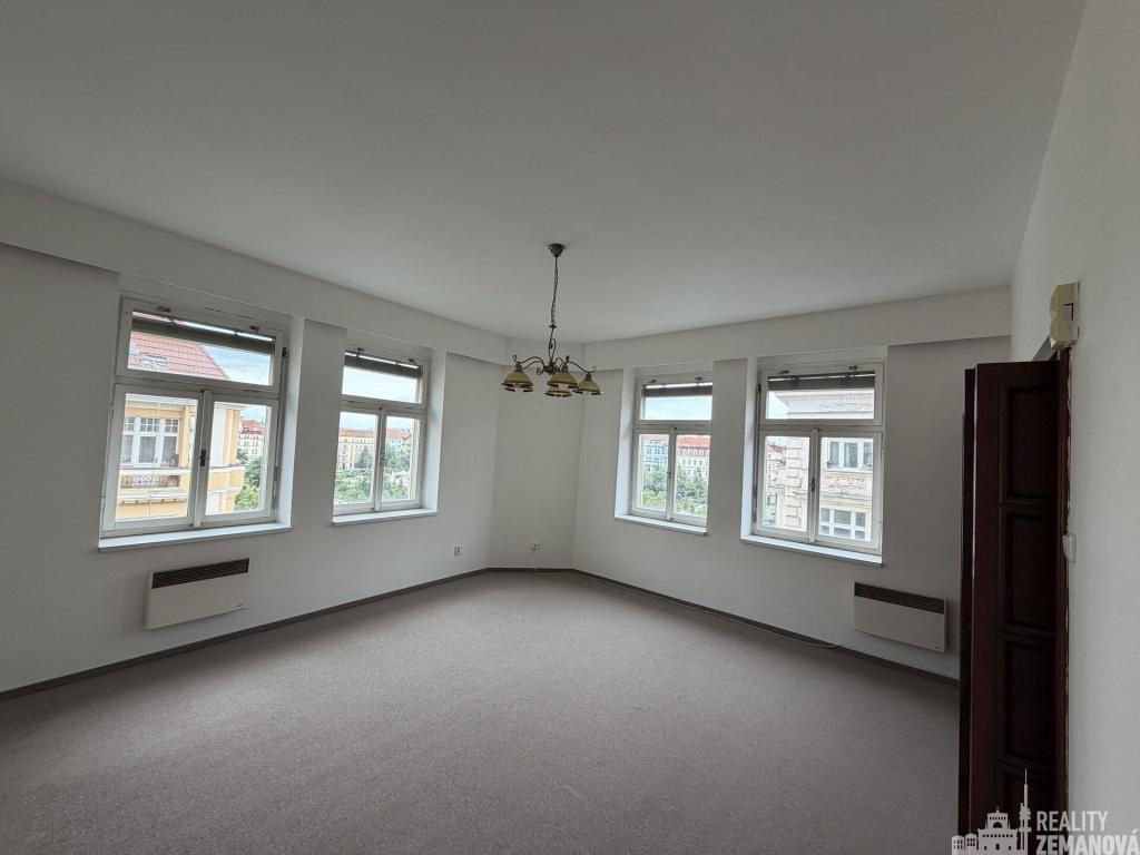 Pronájem bytu 4+kk 135 m2