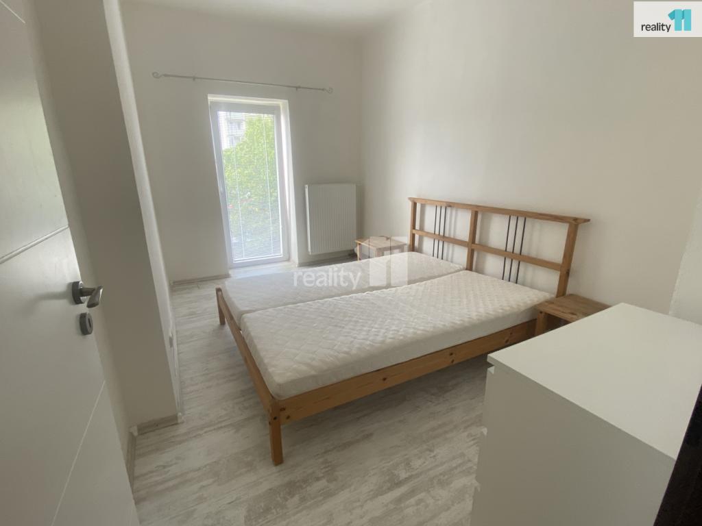 Pronájem bytu 1+1 35 m2