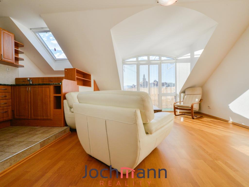 Pronájem bytu 2+kk 62 m2, České Budějovice – náhled fotky 8