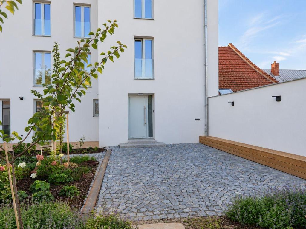 Pronájem bytu 4+kk 196 m2
